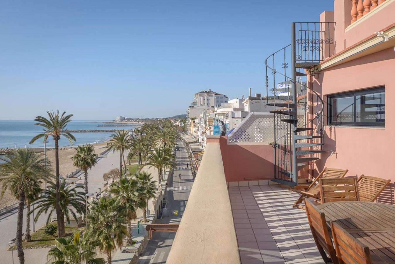 Insitges Ribera'S Beach Exterior photo